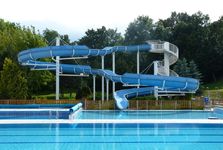 Letní osvěžení na Kladně: obě koupaliště jedou naplno, Bažantnici čekají úpravy